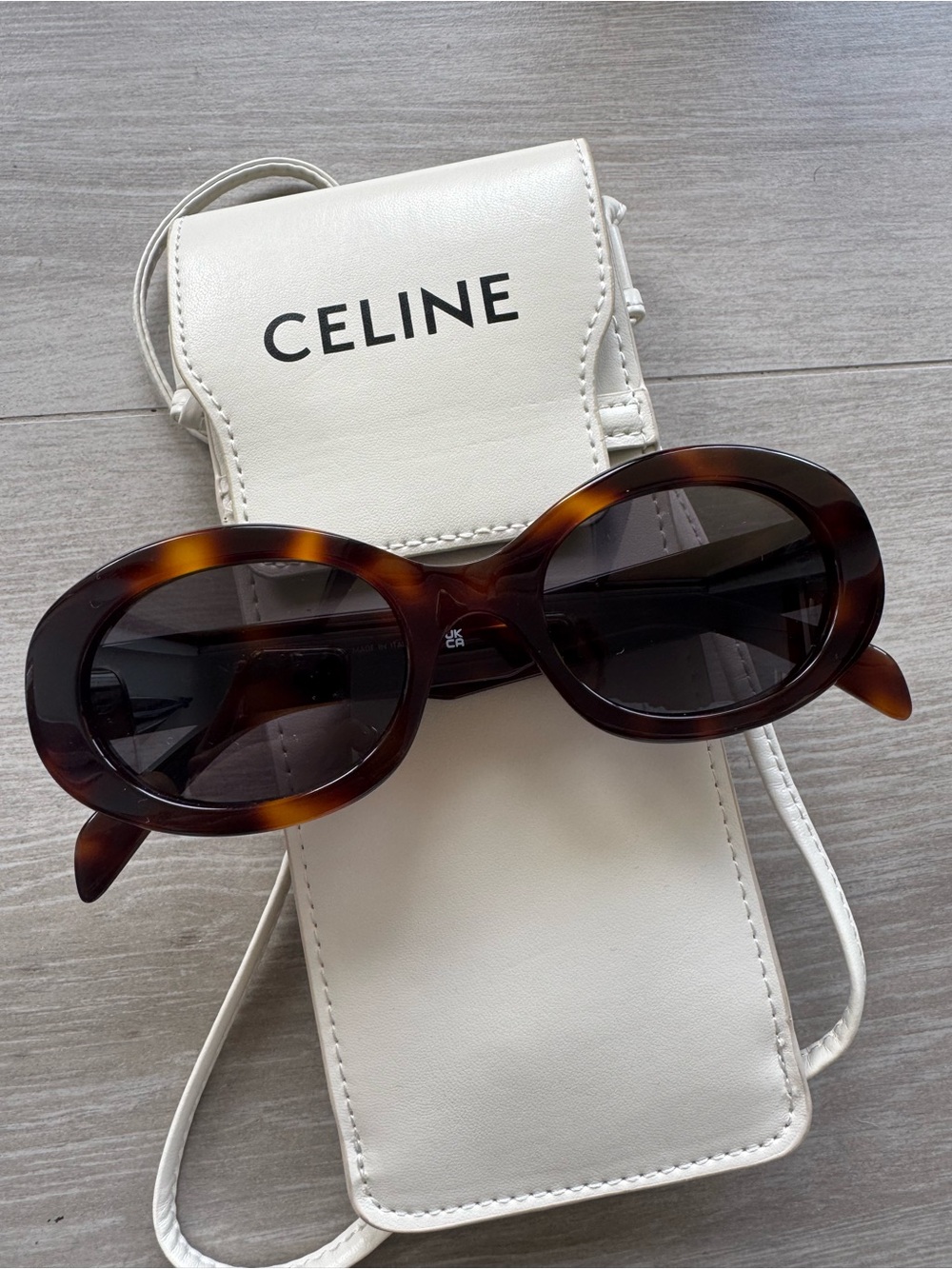 Celine Tortoiseshell Oval Sunglasses with Gold Logo - Picture 4 of 4